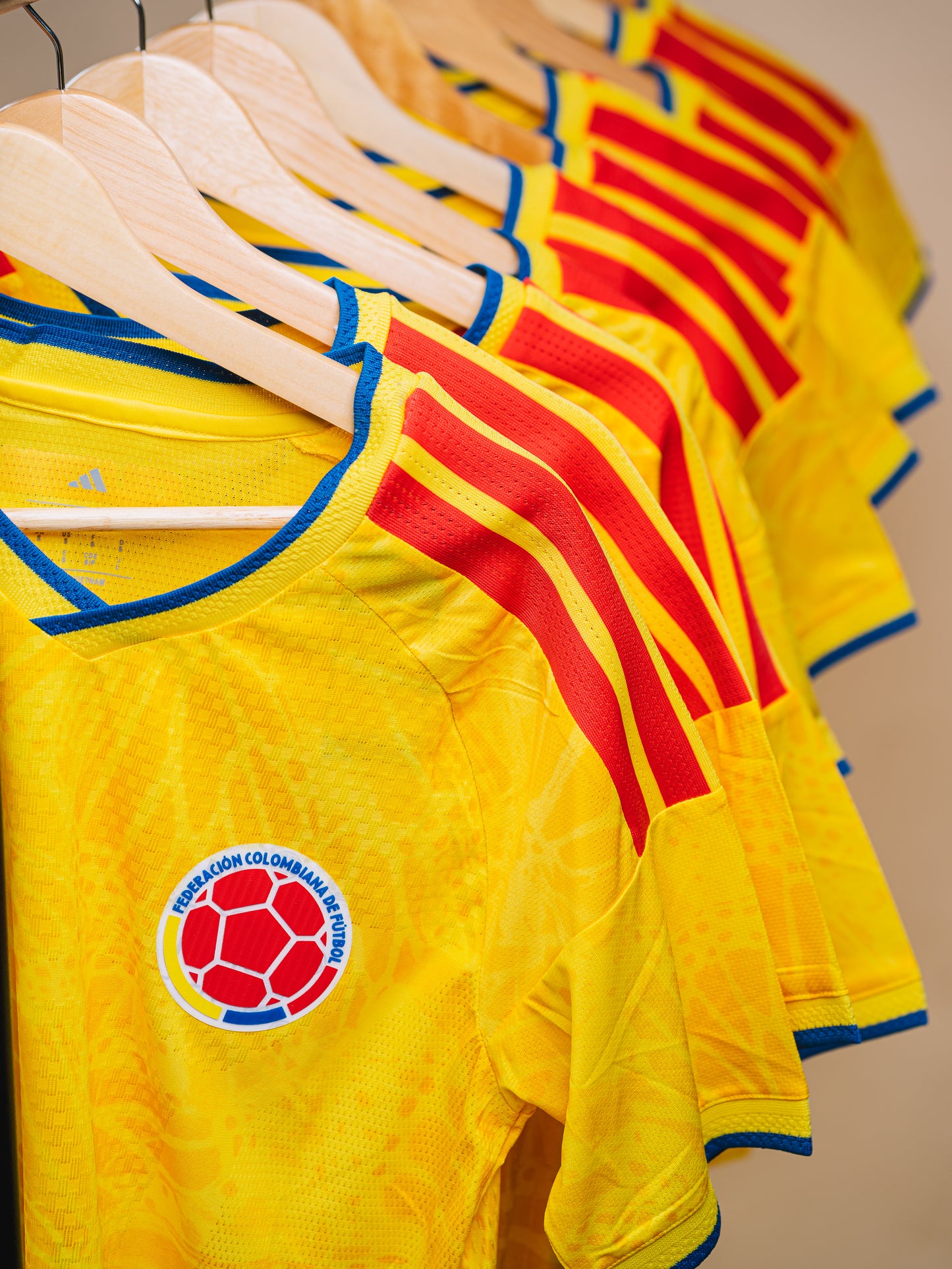 Camiseta Selección Colombia Equipación 1 Mundial 2026