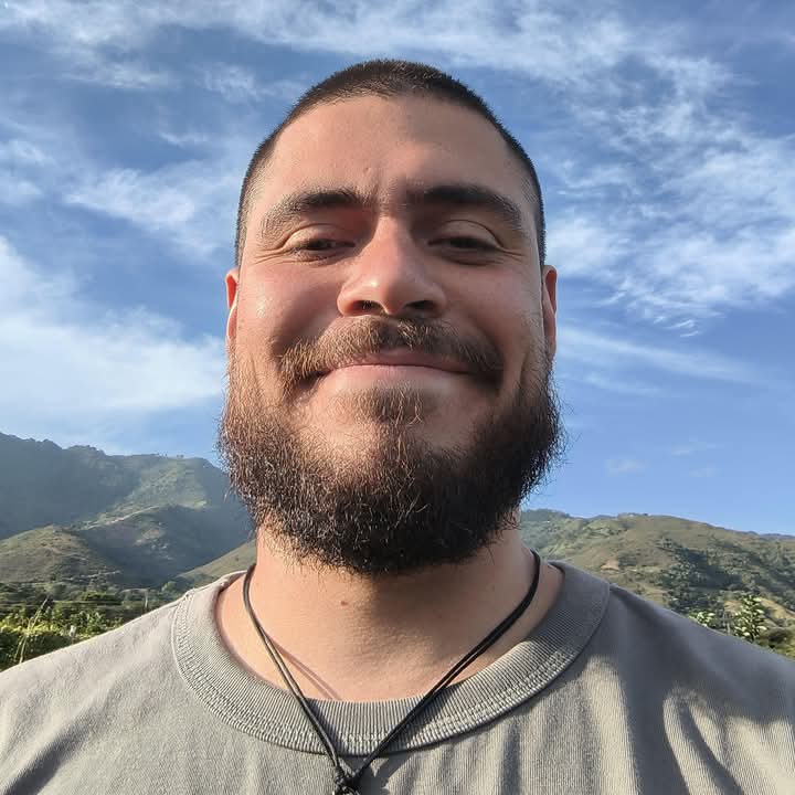 <strong>Santiago G.</strong>, <em>Medellín.</em>