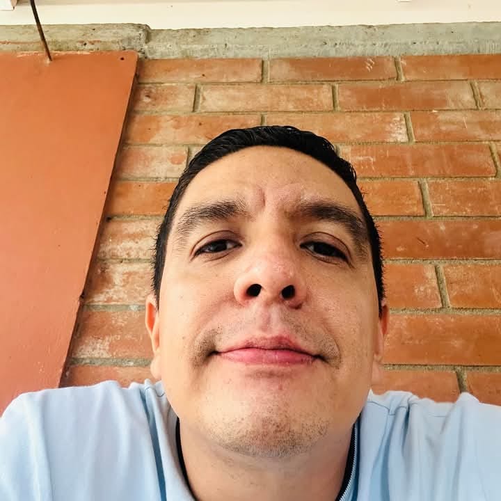 <strong>Camilo G.</strong>, <em>Bogotá.</em>