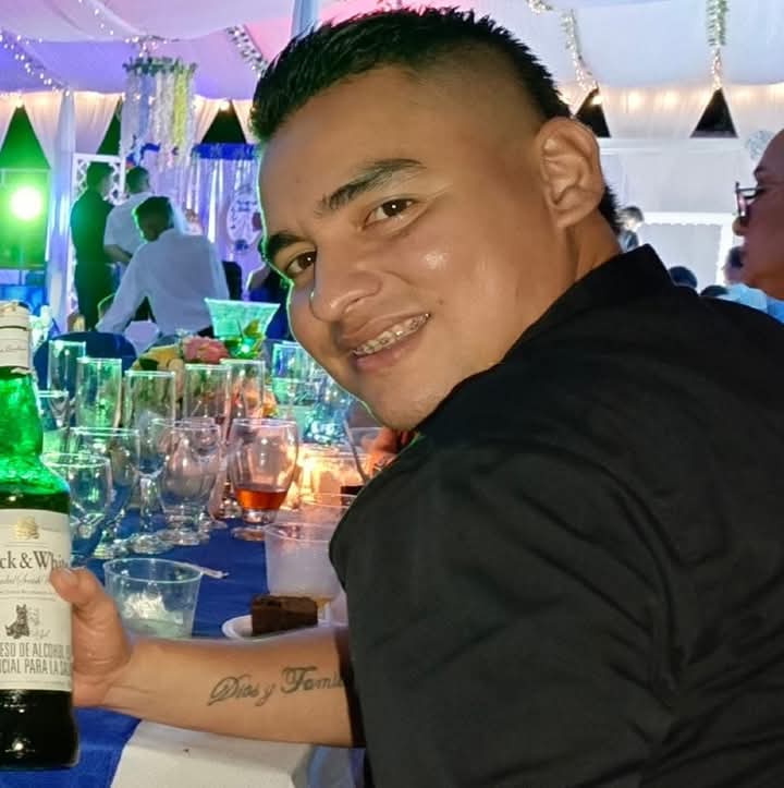 <strong>Sebastián G.</strong>, <em>Medellín.</em>